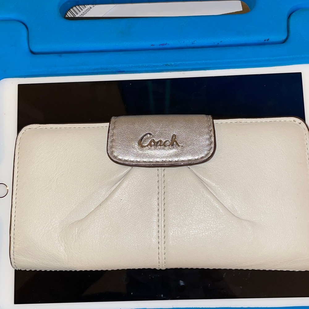 Coach wallet